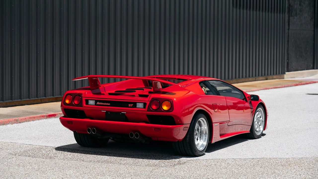 1994 Lamborghini Diablo VT - Image 21 of 31
