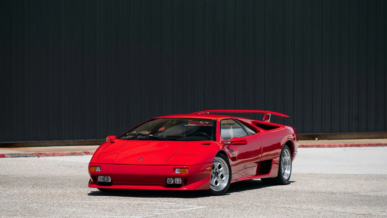 1994 Lamborghini Diablo VT - Image 11 of 31