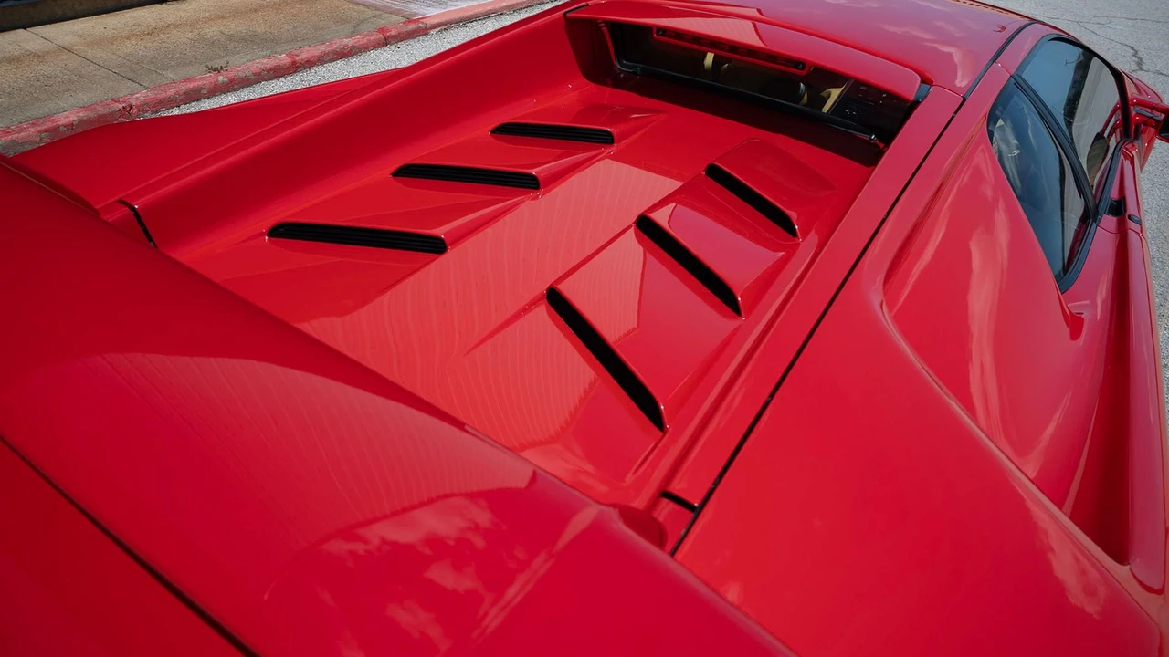 1994 Lamborghini Diablo VT - Image 24 of 31