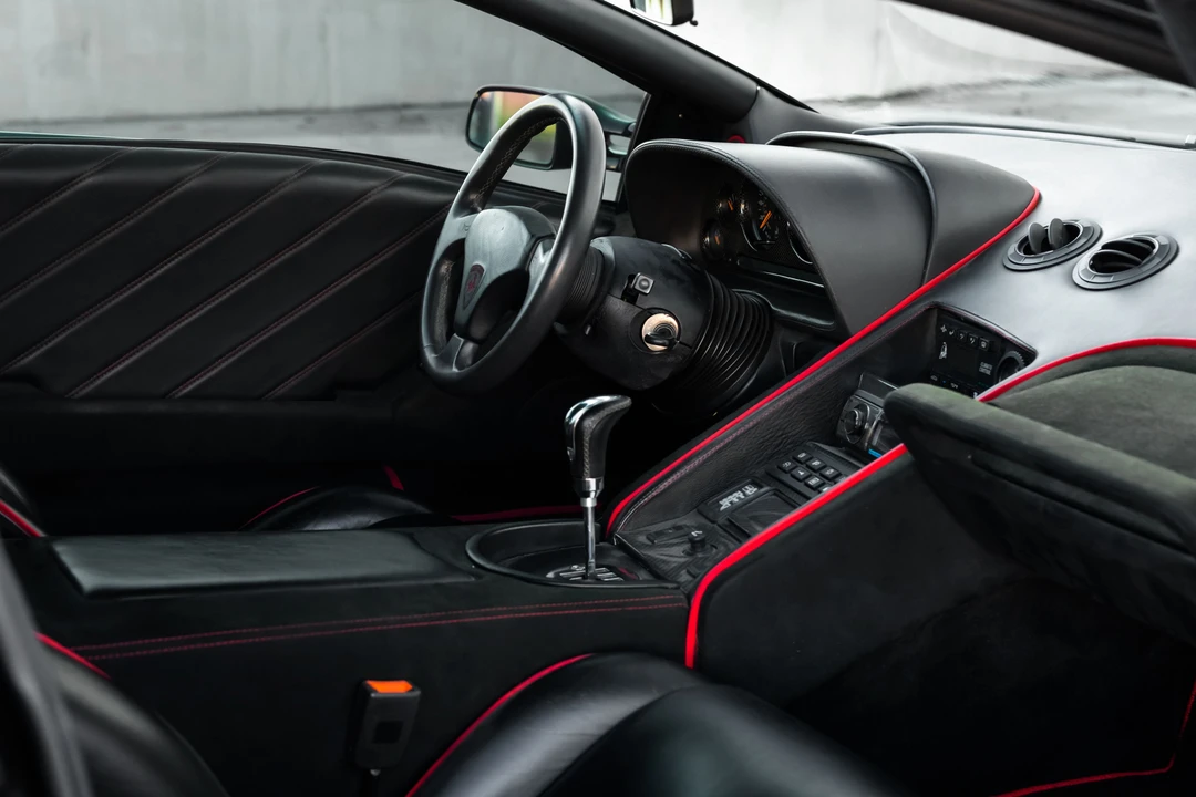 1994 Lamborghini Diablo VT - Image 28 of 31