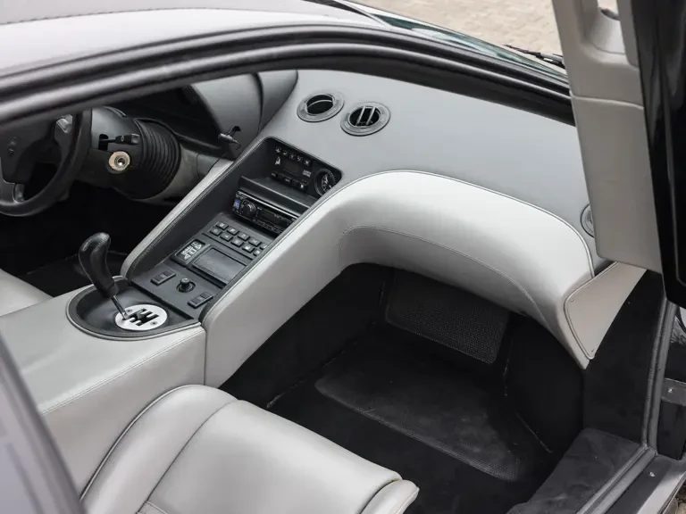 1994 Lamborghini Diablo VT - Image 15 of 31