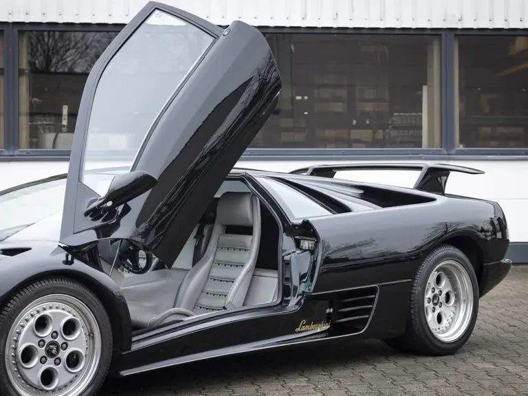 1994 Lamborghini Diablo VT - Image 29 of 31