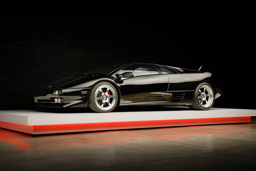1994 Lamborghini Diablo VT - Image 30 of 31
