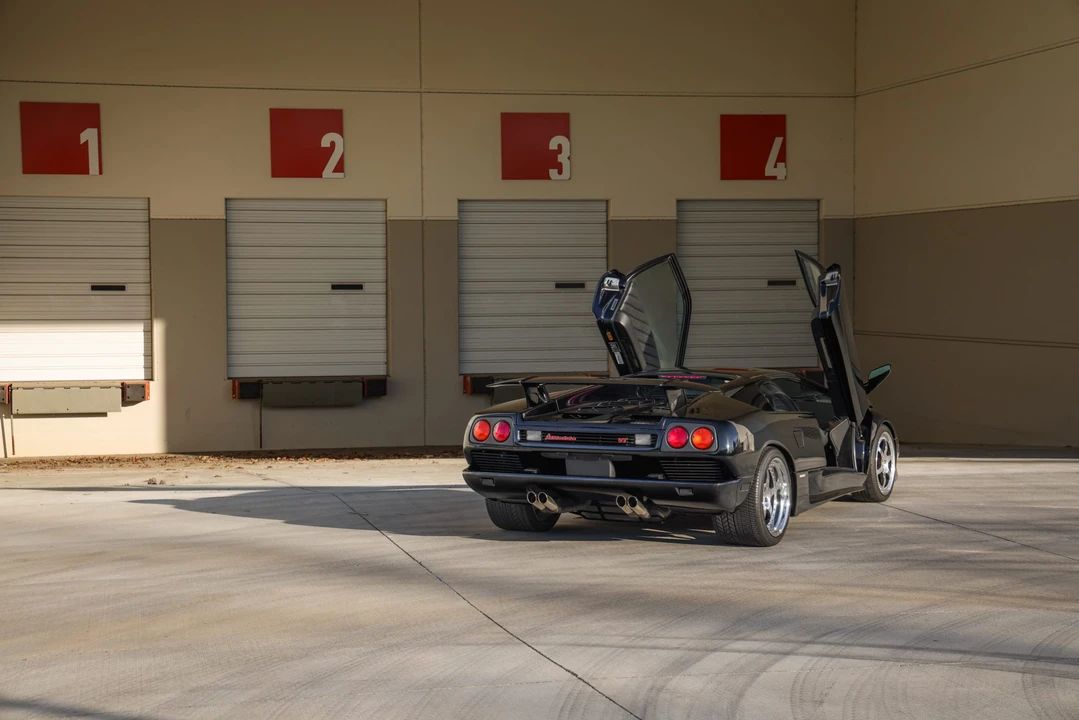 1994 Lamborghini Diablo VT - Image 9 of 31