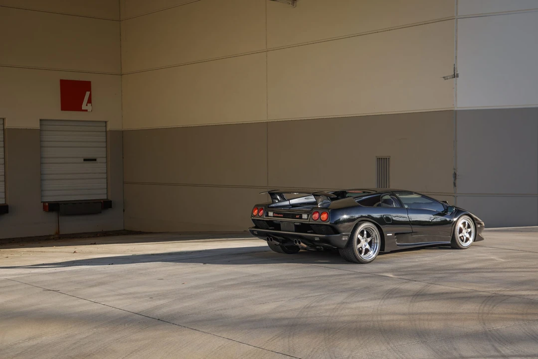 1994 Lamborghini Diablo VT - Image 18 of 31