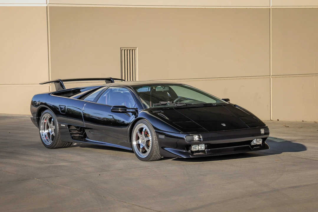1994 Lamborghini Diablo VT - Image 14 of 31