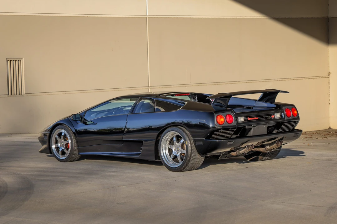 1994 Lamborghini Diablo VT - Image 25 of 31