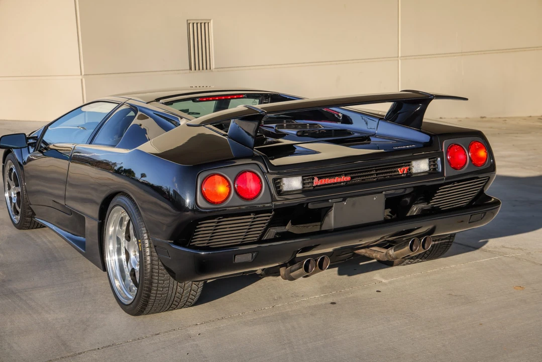 1994 Lamborghini Diablo VT - Image 24 of 31