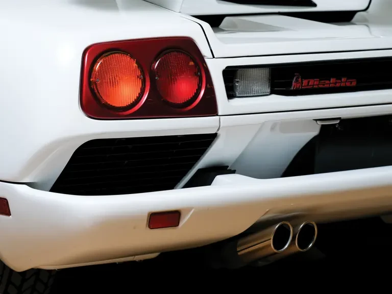 1994 Lamborghini Diablo VT - Image 23 of 28