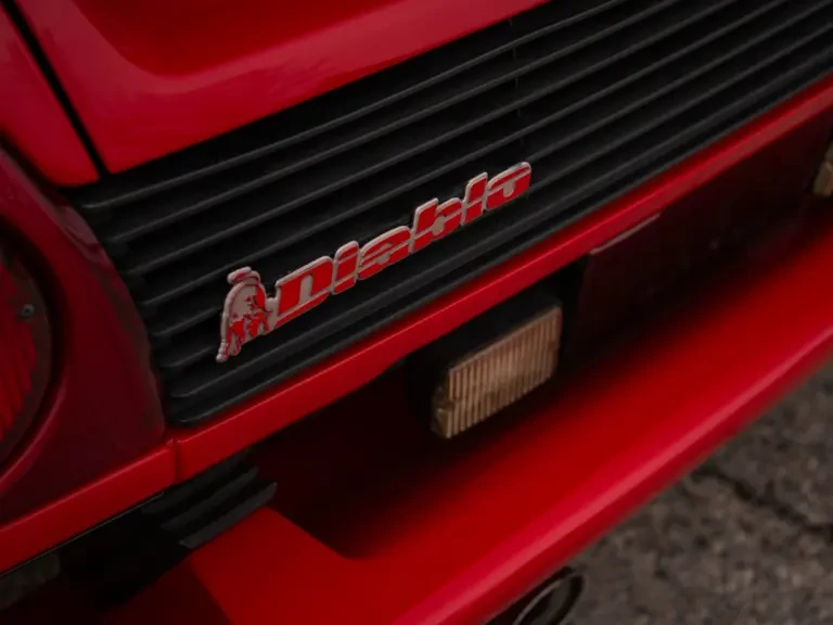 1994 Lamborghini Diablo VT - Image 17 of 31