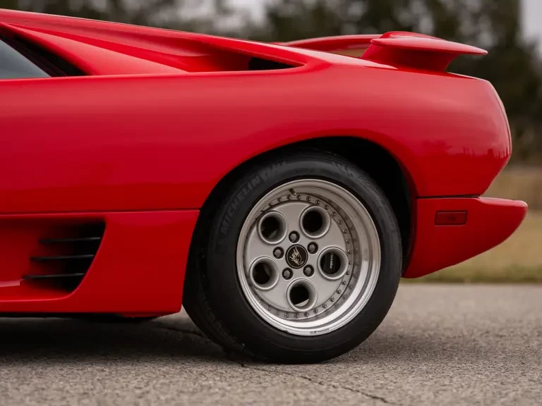 1994 Lamborghini Diablo VT - Image 25 of 31