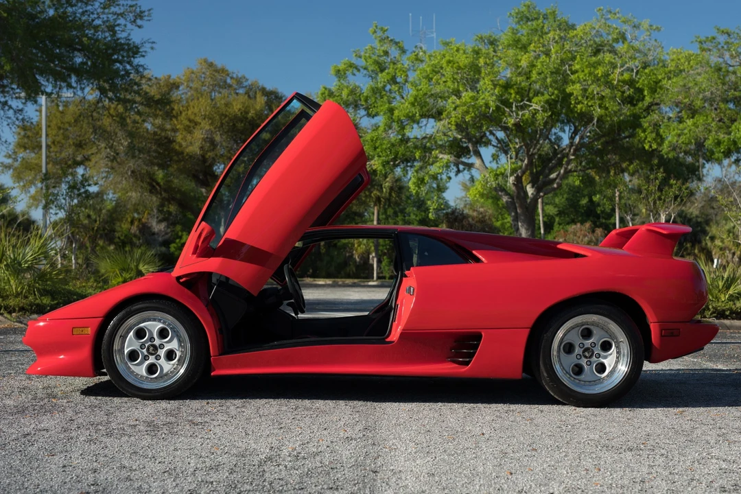 1994 Lamborghini Diablo VT - Image 31 of 31