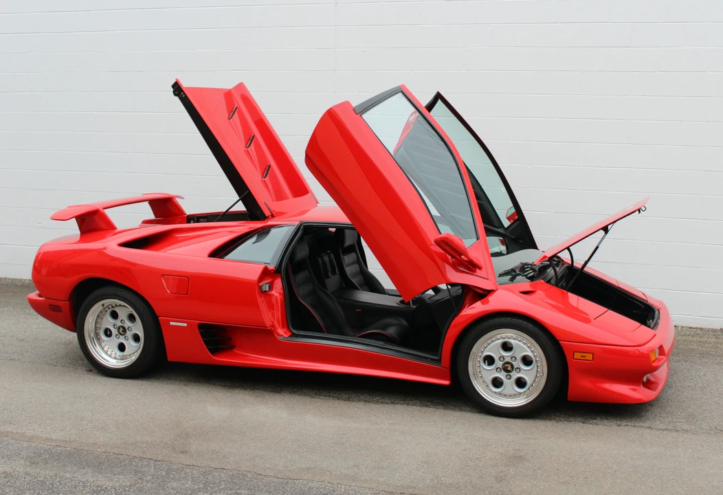 1994 Lamborghini Diablo VT - Image 13 of 31
