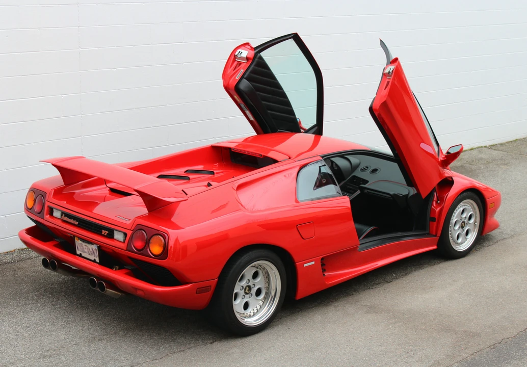 1994 Lamborghini Diablo VT - Image 14 of 31