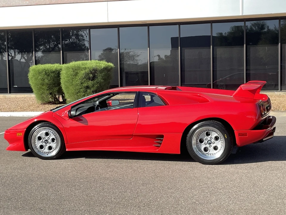 1994 Lamborghini Diablo VT - Image 9 of 31