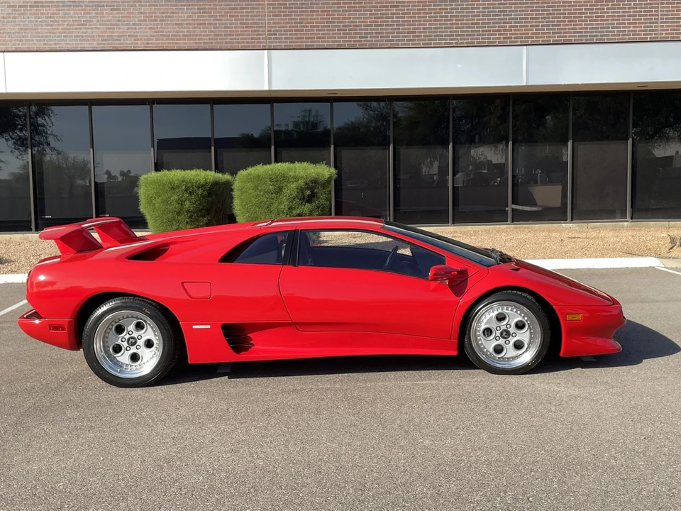 1994 Lamborghini Diablo VT - Image 27 of 31