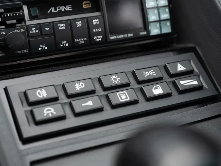 1994 Lamborghini Diablo - Image 22 of 31
