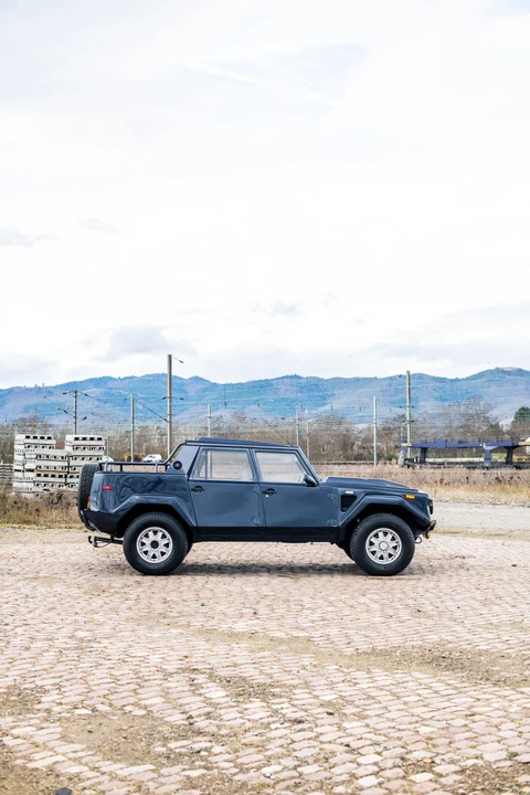 1994 Lamborghini LM002 - Image 22 of 31
