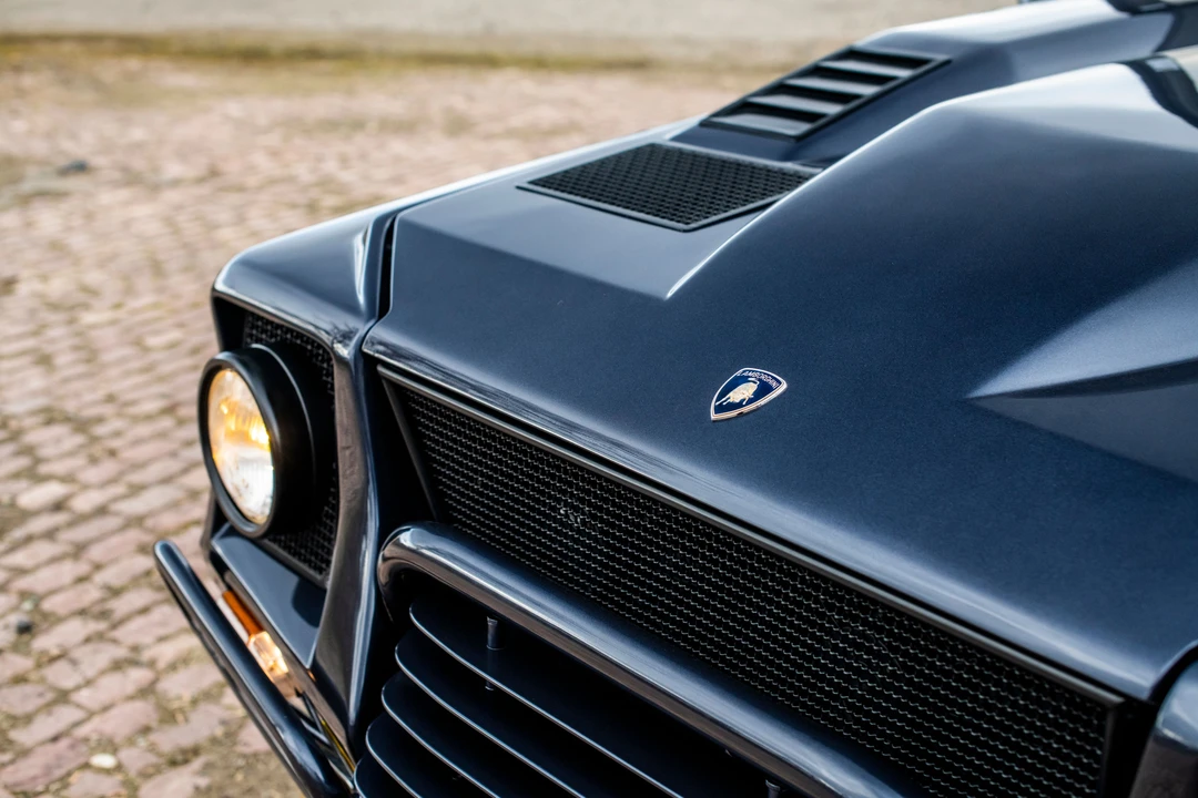 1994 Lamborghini LM002 - Image 30 of 31