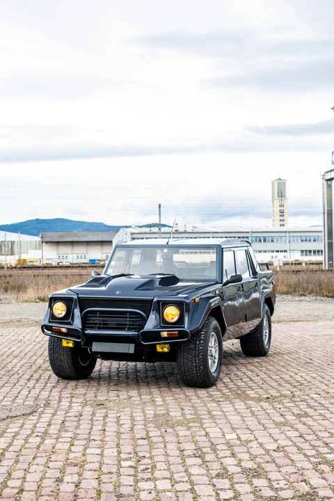 1994 Lamborghini LM002 - Image 2 of 31
