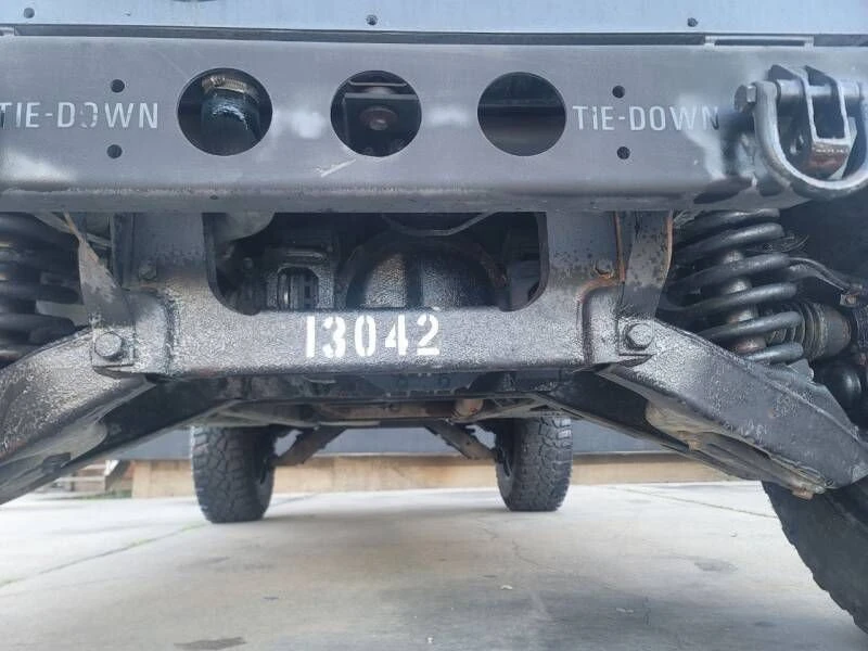 1994 Lamborghini LM002 - Image 14 of 20