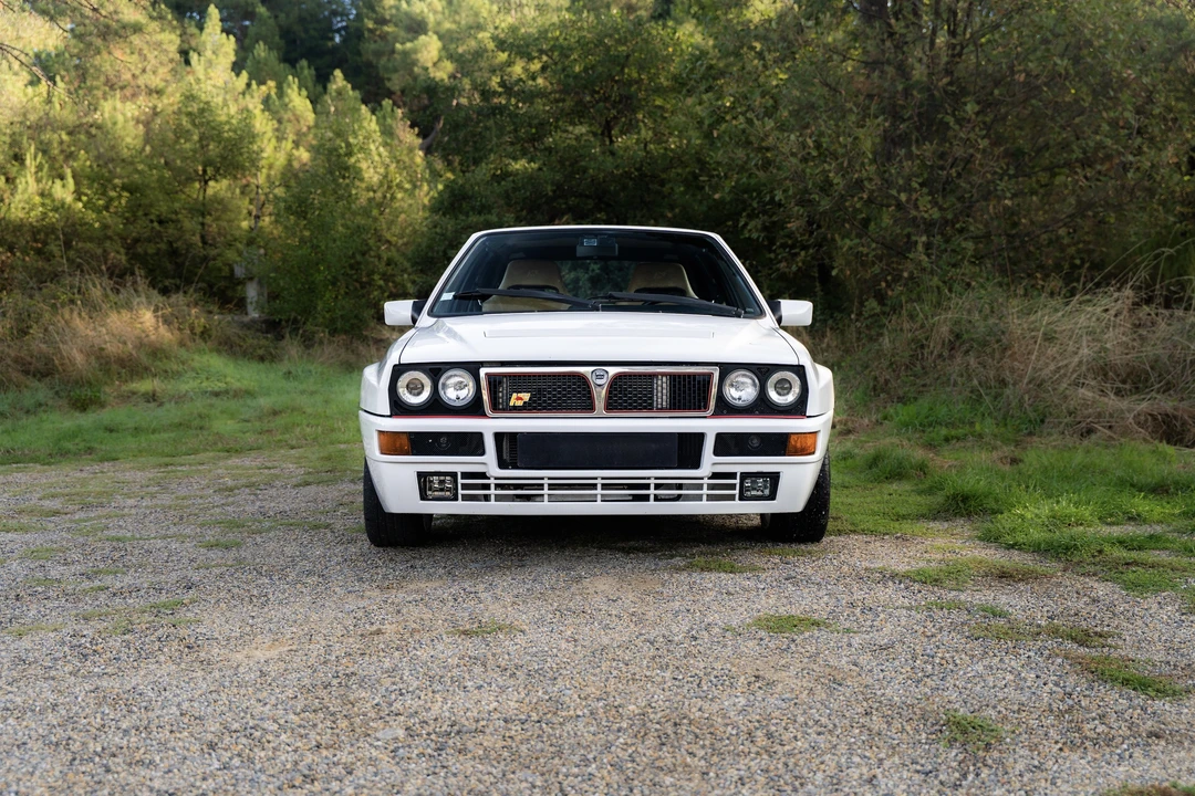 1994 Lancia Delta 1st Gen - Image 2 of 26