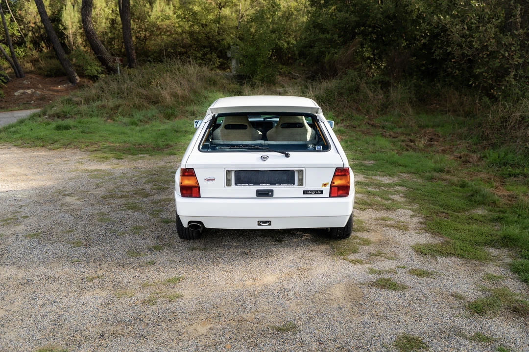 1994 Lancia Delta 1st Gen - Image 11 of 26