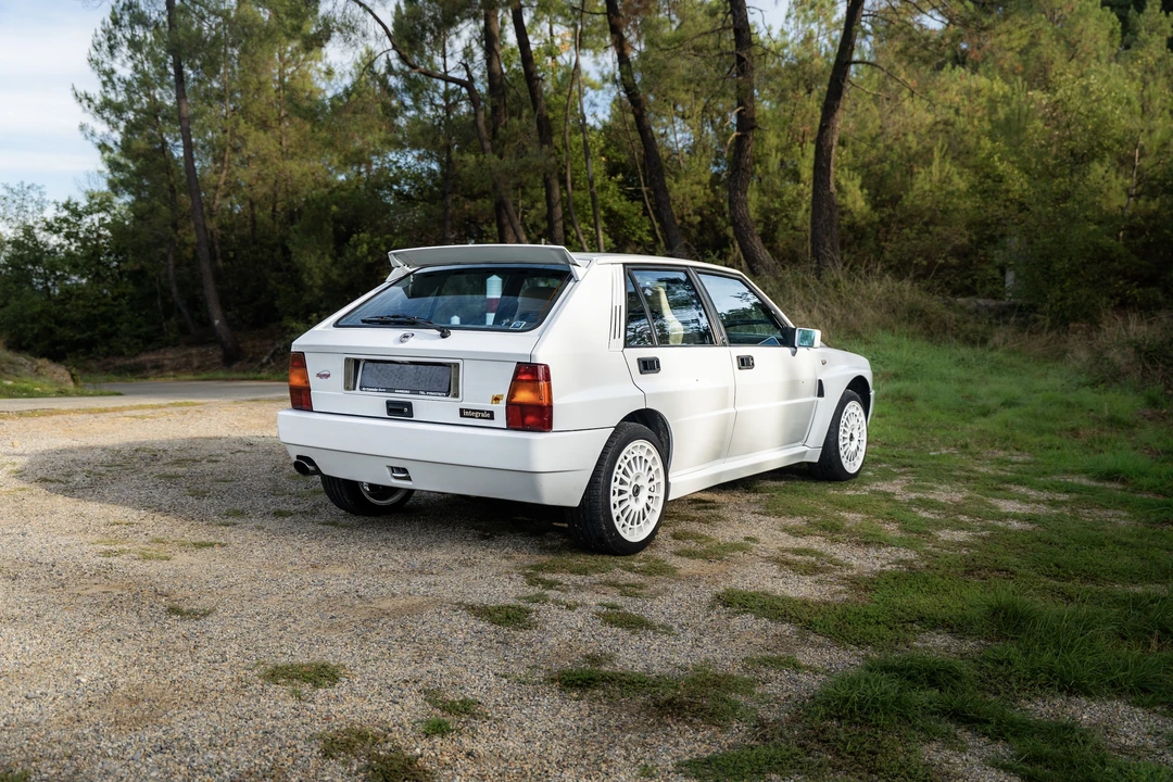 1994 Lancia Delta 1st Gen - Image 15 of 26