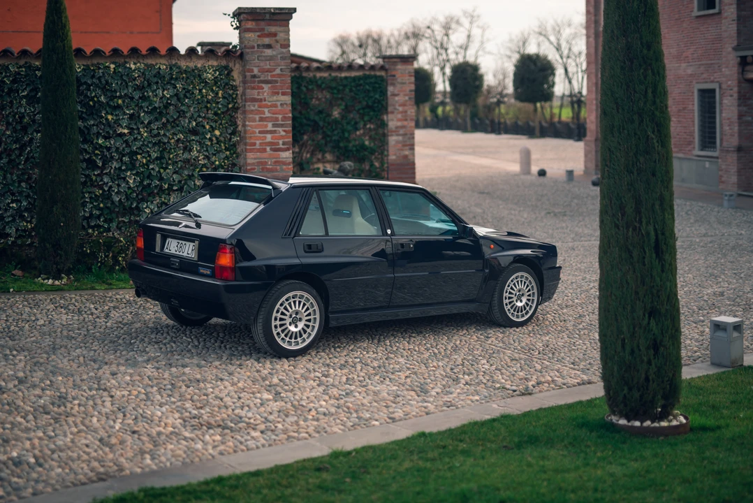 1994 Lancia Delta 1st Gen - Image 5 of 31