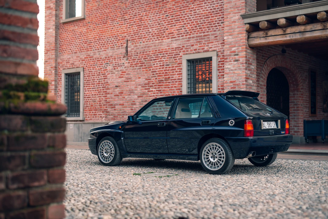 1994 Lancia Delta 1st Gen - Image 16 of 31