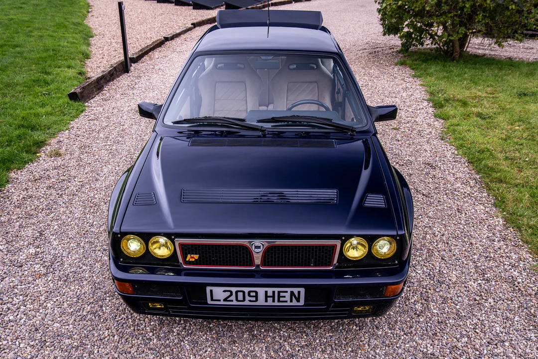 1994 Lancia Delta 1st Gen - Image 14 of 31