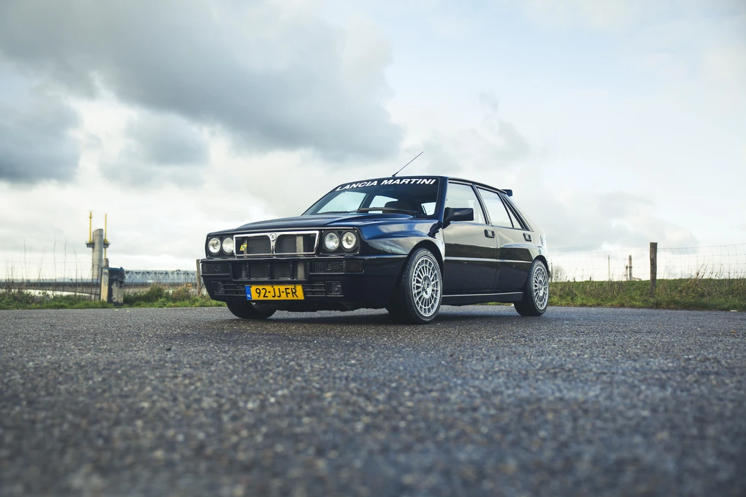 1994 Lancia Delta 1st Gen - Image 14 of 31
