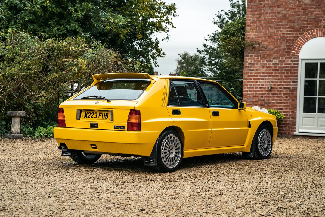 1994 Lancia Delta 1st Gen - Image 16 of 31
