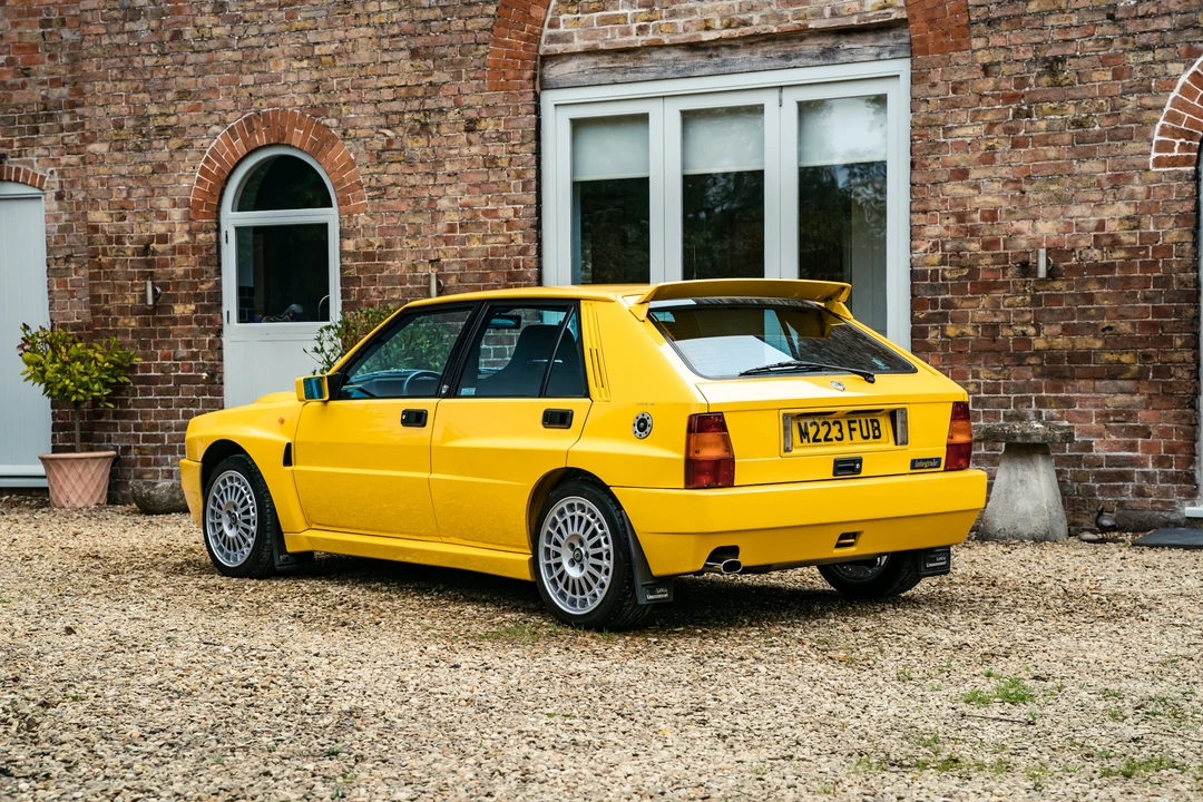 1994 Lancia Delta 1st Gen - Image 14 of 31