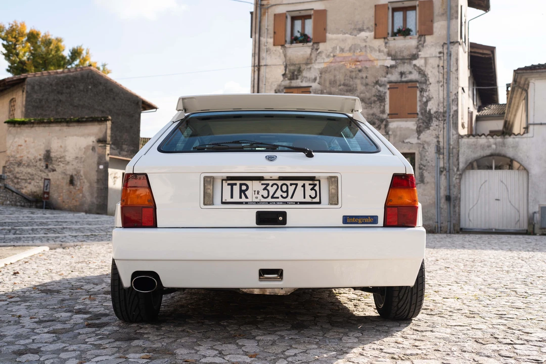 1994 Lancia Delta 1st Gen - Image 7 of 31