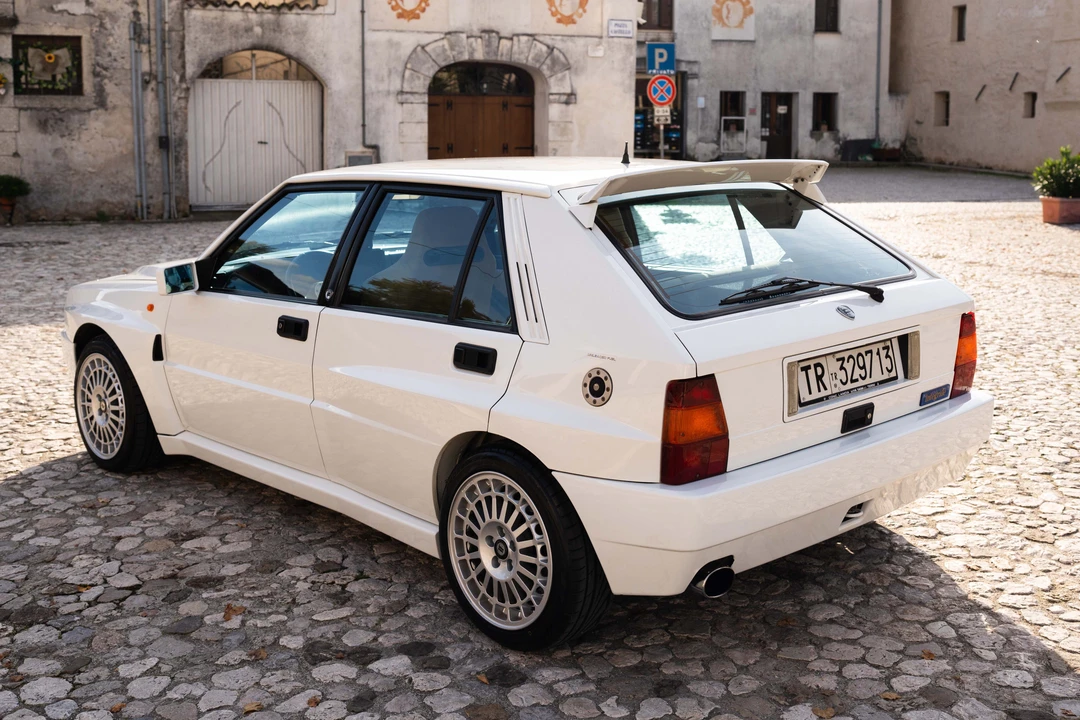 1994 Lancia Delta 1st Gen - Image 8 of 31