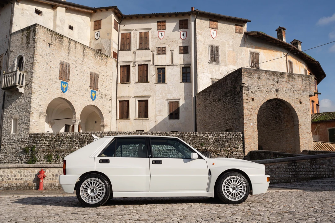1994 Lancia Delta 1st Gen - Image 5 of 31