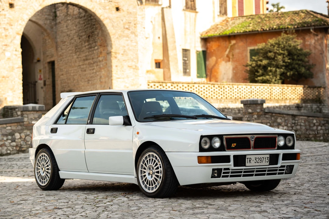 1994 Lancia Delta 1st Gen - Image 28 of 31