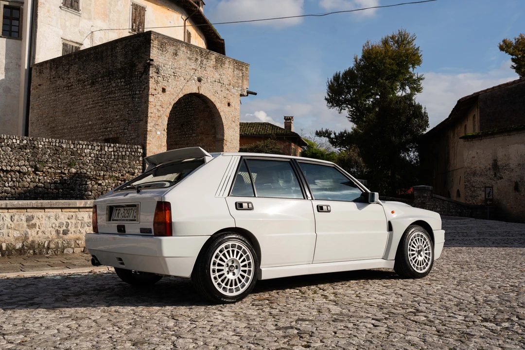 1994 Lancia Delta 1st Gen - Image 26 of 31