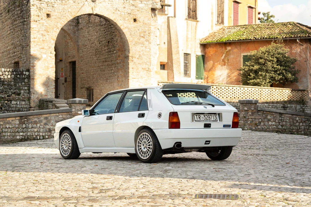 1994 Lancia Delta 1st Gen - Image 31 of 31