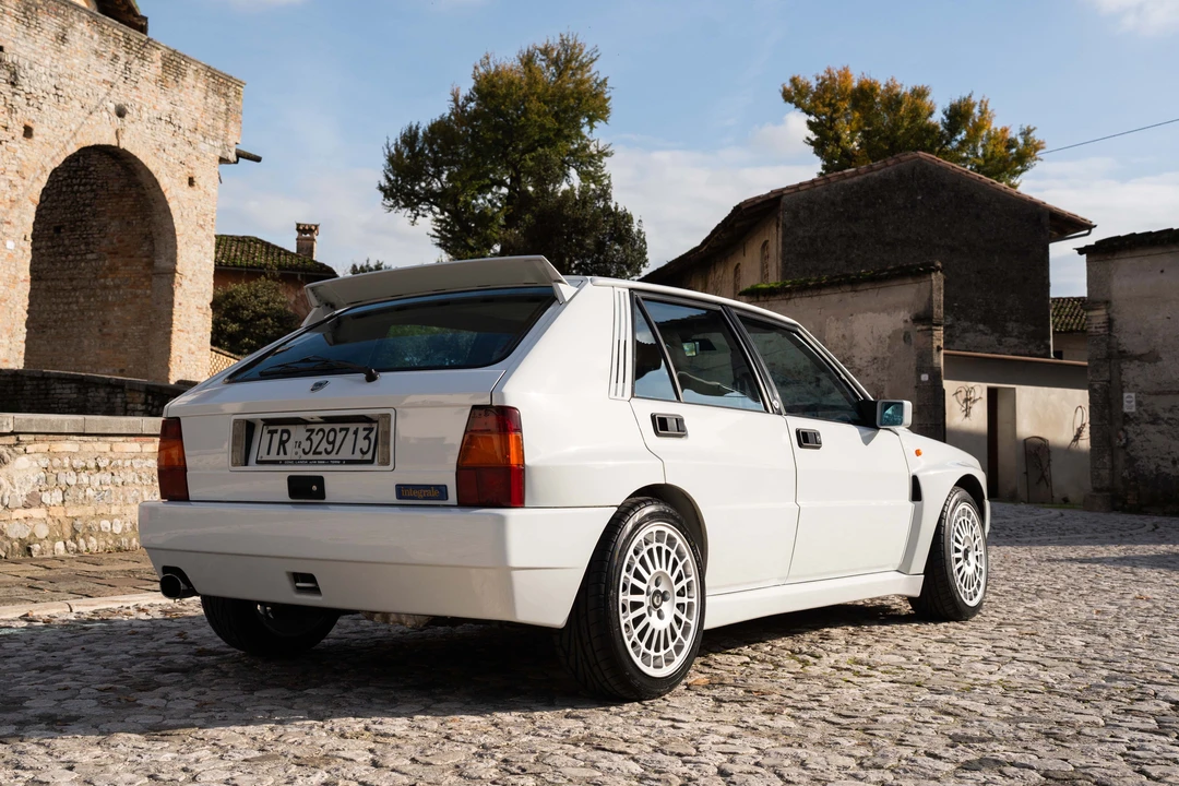 1994 Lancia Delta 1st Gen - Image 30 of 31