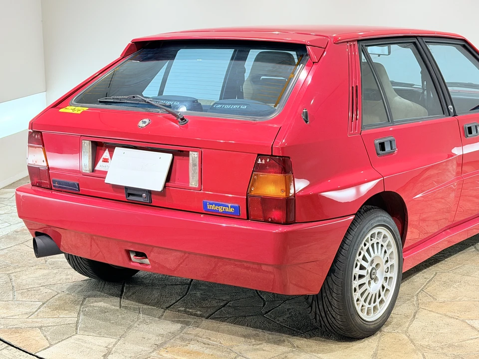 1994 Lancia Delta 1st Gen - Image 30 of 31