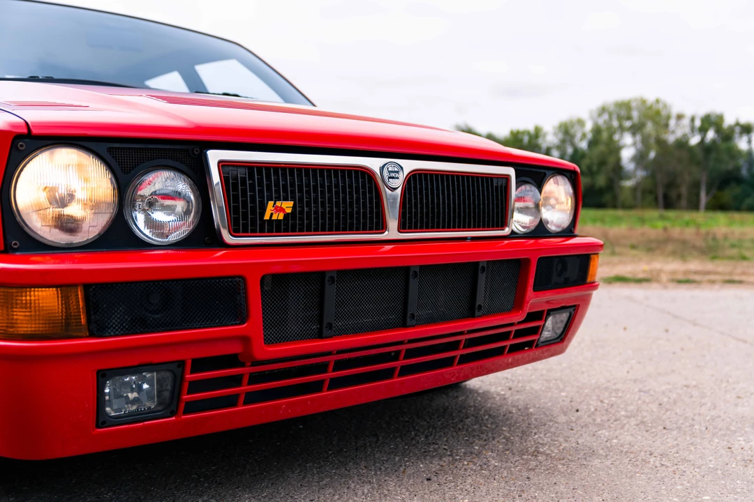 1994 Lancia Delta 2nd Gen - Image 28 of 31