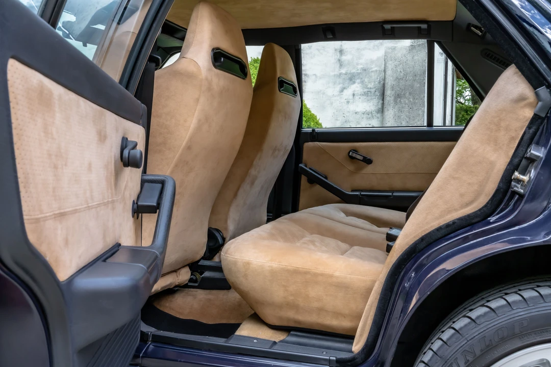1994 Lancia Delta 1st Gen - Image 13 of 31