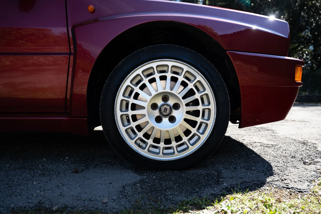 1994 Lancia Delta 1st Gen - Image 26 of 31