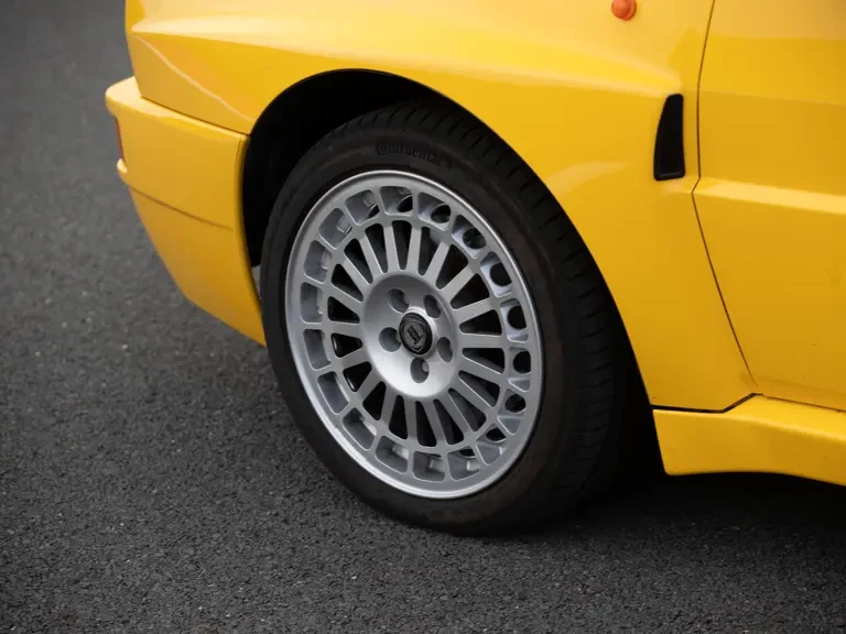 1994 Lancia Delta 1st Gen - Image 19 of 31