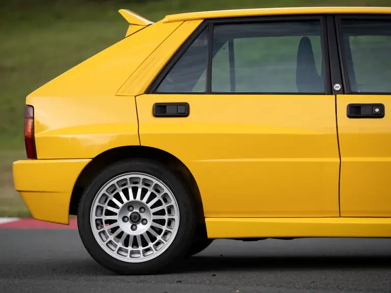 1994 Lancia Delta 1st Gen - Image 28 of 31