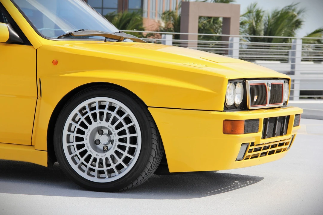 1994 Lamborghini Diablo - Image 15 of 31