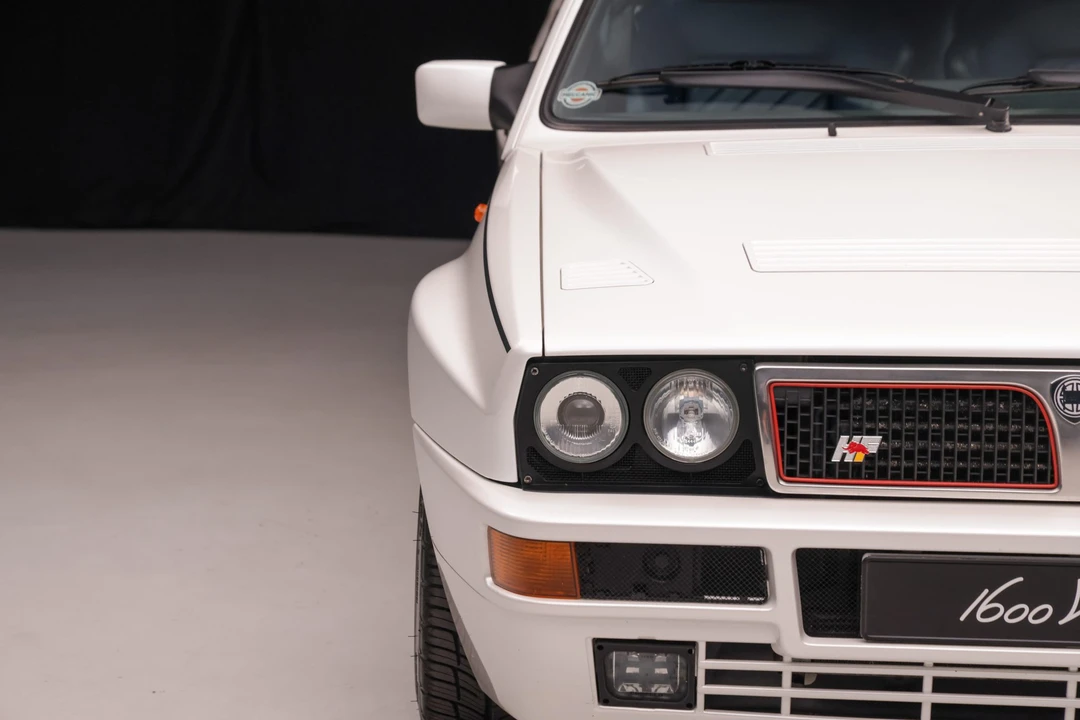 1994 Lancia Delta 2nd Gen - Image 21 of 31