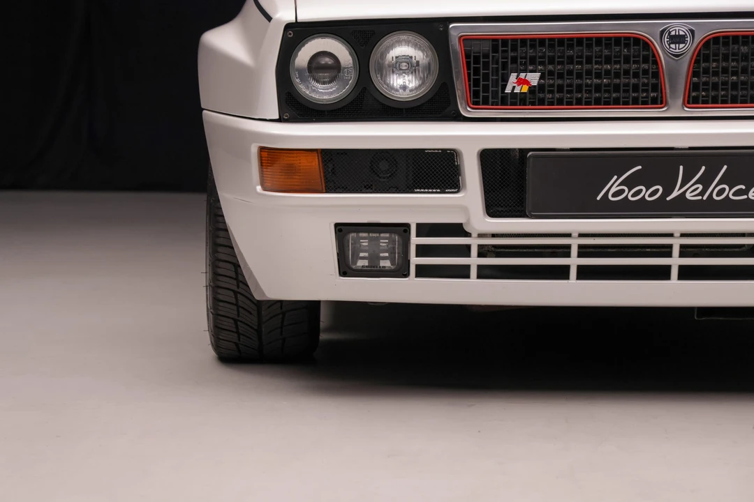1994 Lancia Delta 2nd Gen - Image 23 of 31